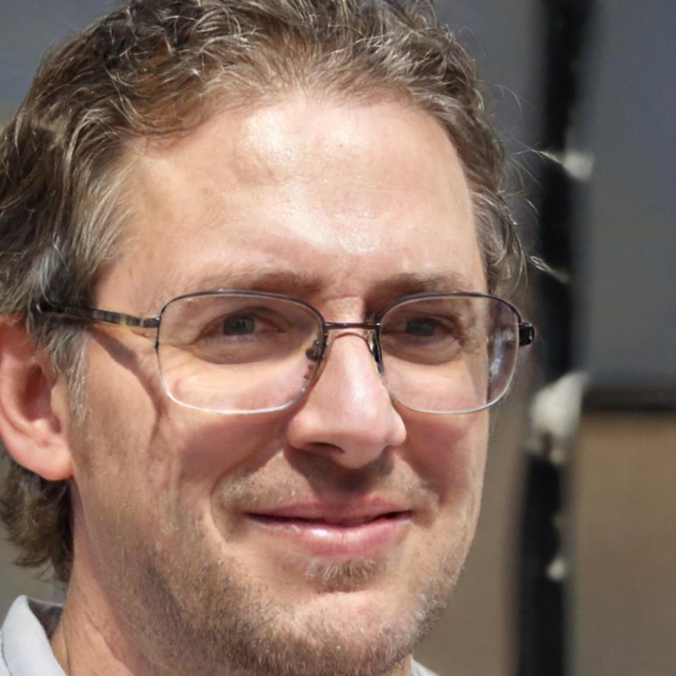 Portrait de Philippe Martin, consultant beauté